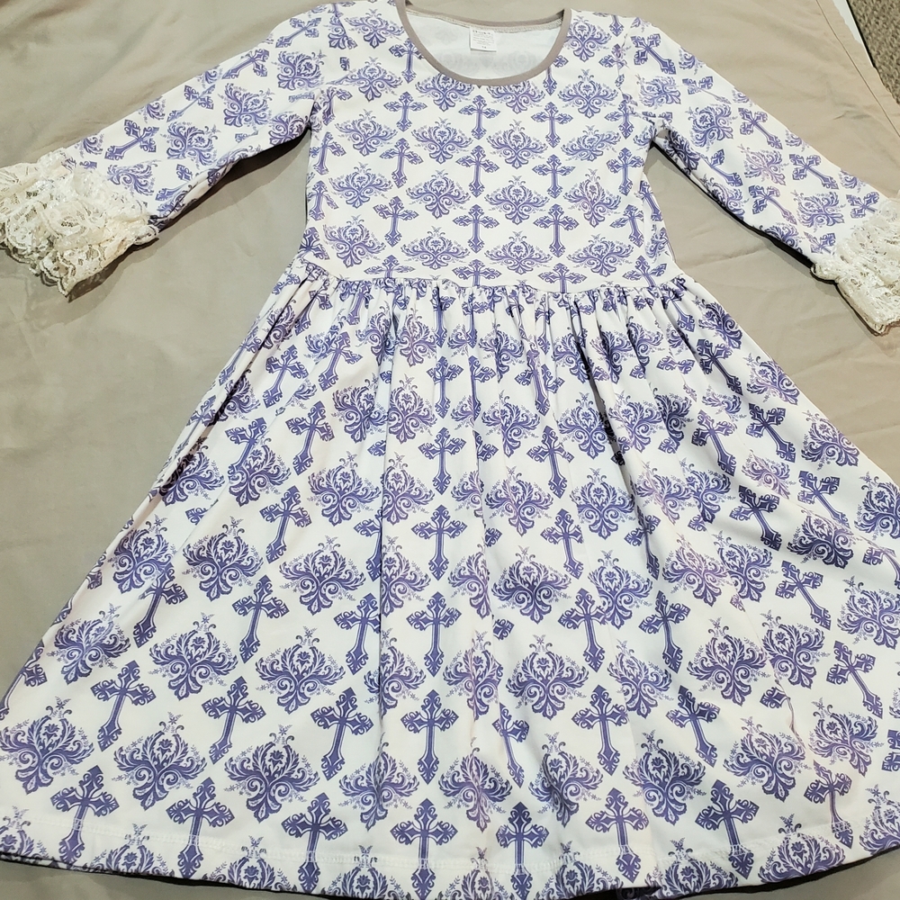 Kpea Light Purple Crosses Lap Dress With Lace